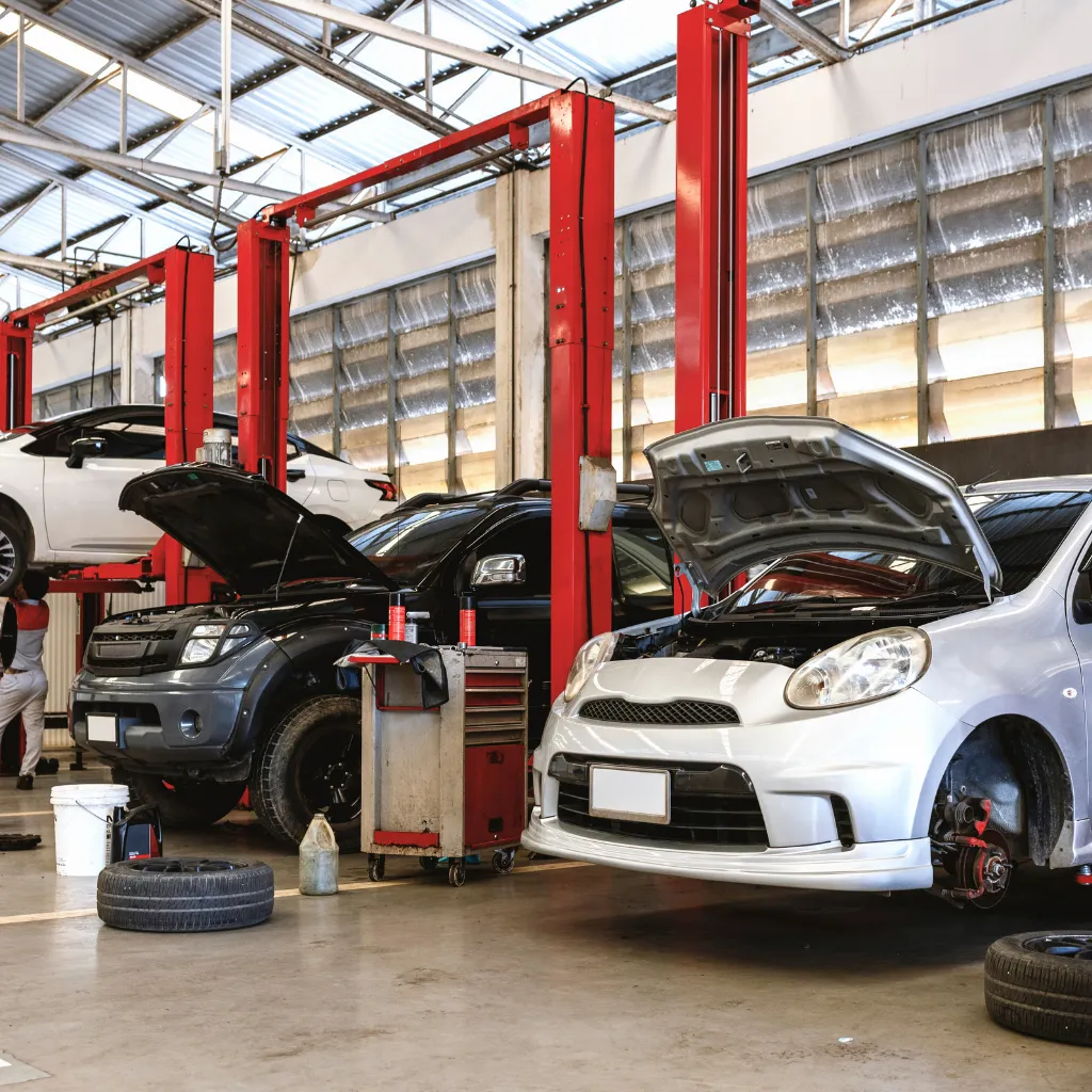 Khizar Hayat, marketing expert for automotive workshops in New Braunfels, Texas